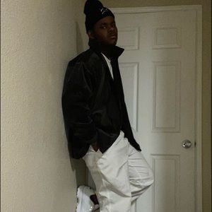 Meet your Posher, Devean